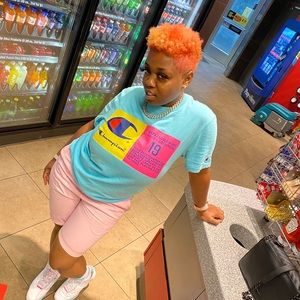 Meet your Posher, Pamela